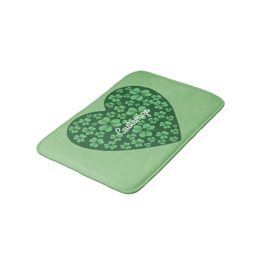 Green Kleeblatt Heart St Patrick's Day Badematte (Schrägansicht)
