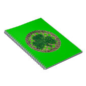 Green Kleeblatt On Celtic Knots Spiral Notebook Notizblock (Rechte Seite)