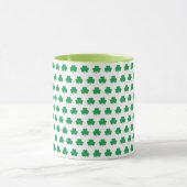 Green Kleeblatt Pattern Irish St Patricks Day Tass Tasse (Zentrum)