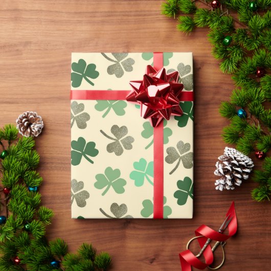 Green Kleeblatt Pattern St Patrick's Day Clover Wr Geschenkpapier (Feiertagsgeschenk)