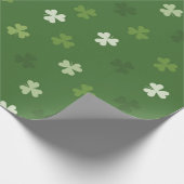 Green Kleeblatt Pattern St Patrick's Day Clover Wr Geschenkpapier (Ecke)