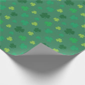 Green Kleeblatt Pattern St Patricks Day Geschenkpapier (Ecke)