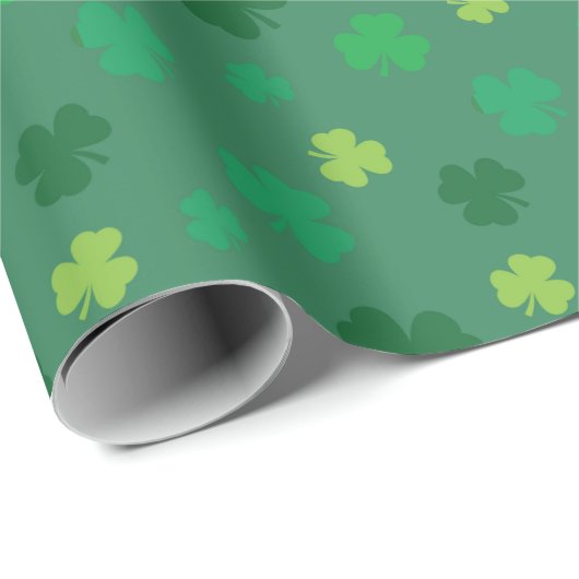 Green Kleeblatt Pattern St Patricks Day Geschenkpapier (Rolleneckpunkt)