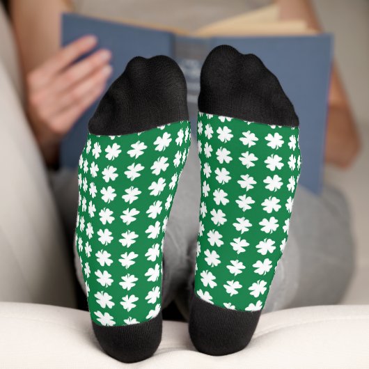 Green Kleeblatt Pattern St. Patrick's Day Socken (Unterseite)