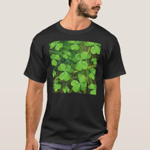 Green Kleeblatt St Patrick's Day Basic Dark T - Sh T-Shirt