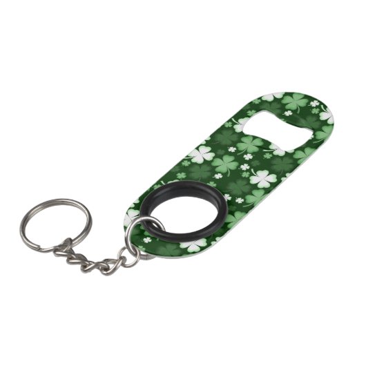 Green Kleeblatt, St. Patrick's Day Mini Flaschenöffner (Vorderseite Schrägansicht)