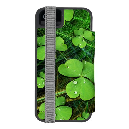 Green Kleeblatt St Patrick's iPhone 5 Case-Mate Incipio iPhone Geldbeutel-Hülle (Folio Rückseite)