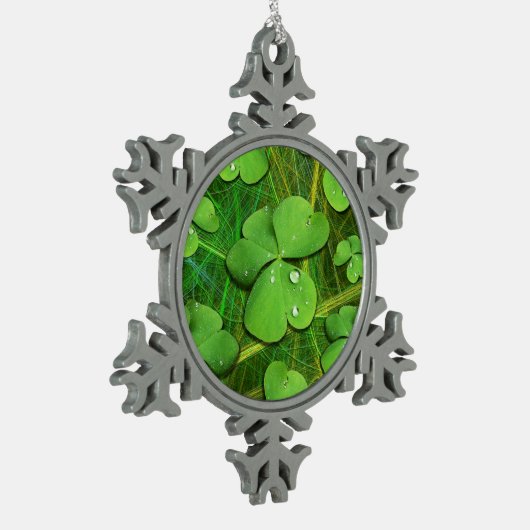 Green Kleeblatt St Patrick's iPhone 5 Case-Mate Schneeflocken Zinn-Ornament (Links)