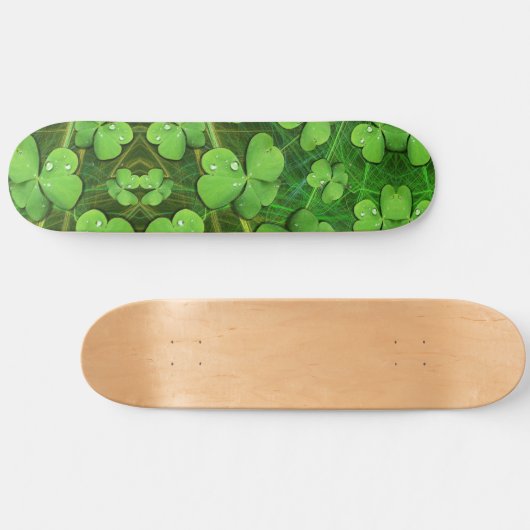Green Kleeblatt St Patrick's Skateboard (Horizontal)