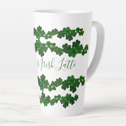 Green Kleeblatts Irish Latté Tasse Personalisiert (Rechte Ecke)