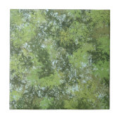 Green Leaf Trees With Blue Sky Peaking Through Art Fliese (Vorderseite)