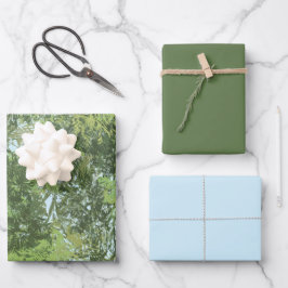 Green Leaf Trees With Blue Sky Peaking Through Art Geschenkpapier Set