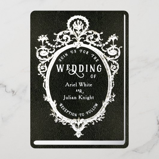 Green Library Book Wedding Ornate Frame Silver Folieneinladung (Vorderseite)