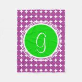 Green & Lila Polka Dot Monogramm Fleecedecke (Vorderseite)
