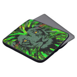 Green Lion Laptop Case - Löwenportrait Zeichnend