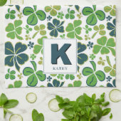 Green Lucky Kleeblatt Clover Muster Mit Monogramm Geschirrtuch (Gefaltet)