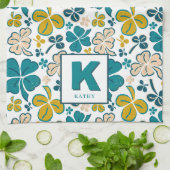 Green Lucky Kleeblatt Clover Muster Mit Monogramm Geschirrtuch (Gefaltet)