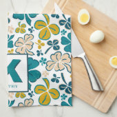 Green Lucky Kleeblatt Clover Muster Mit Monogramm Geschirrtuch (Viertel Falte)