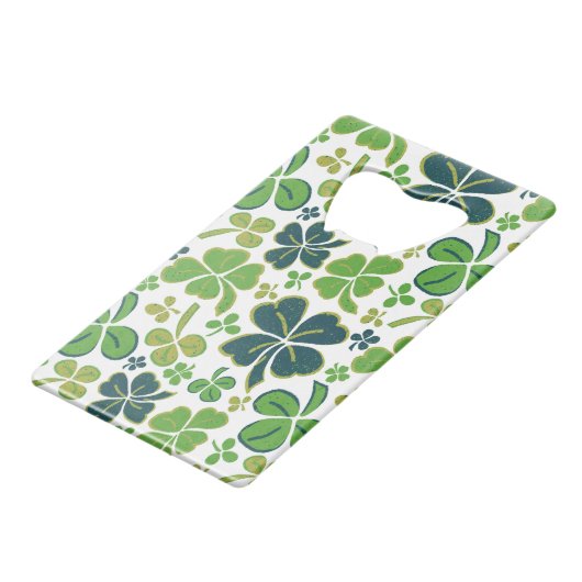 Green Lucky Kleeblatts Clover St Patrick`s Day Geldbeutel Flaschenöffner (Vorderseite Schrägansicht)