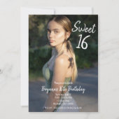 Green Mermaid Modernes Foto Sweet 16 Party Einladung (Vorderseite)