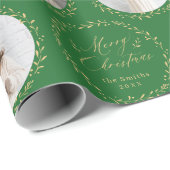 Green Modern Script Merry Christmas Family 6 photo Geschenkpapier (Rolleneckpunkt)