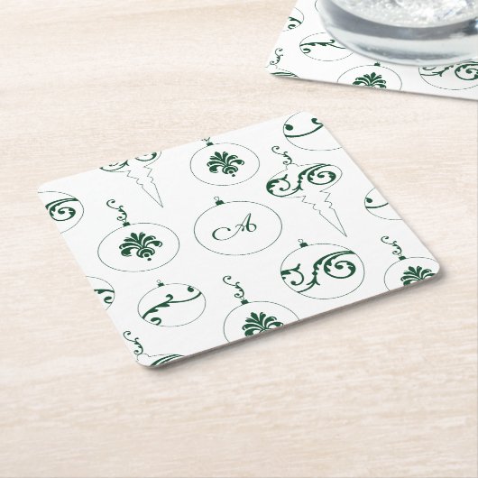 Green Monogram Bauble Weihnachtsschmuck Muster Rechteckiger Pappuntersetzer (angewinkelt)