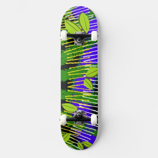 Green Motion – Abstrakte Natur Skateboard (Vorderseite)