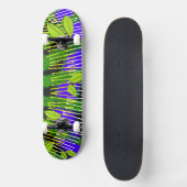 Green Motion – Abstrakte Natur Skateboard (Vorderseite)