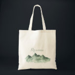 Green Mountain Country Calligraphy Bridesmaid Tragetasche<br><div class="desc">Diese grüne Kalligrafie-Totentasche ist das perfekte Hochzeitsgeschenk,  um Ihre Brautmädchen und Trauzeugin für eine rustikale Hochzeit zu präsentieren. Das Design besticht durch einen handbemalten,  wasserfarbenen Berg,  der ein Landschaftsmotiv inspiriere.</div>