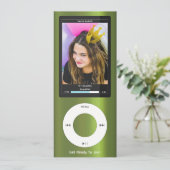 Green MP3 Music Player II Birthday Einladung (Stehend Vorderseite)