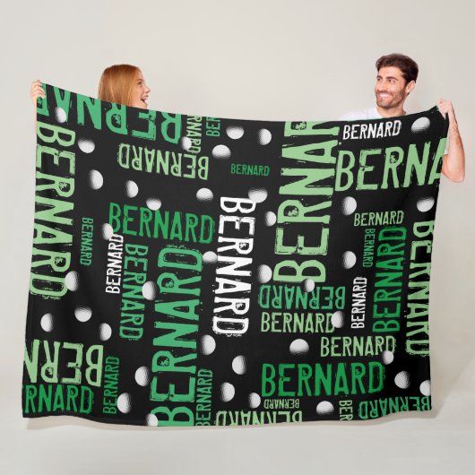 Green Names und Golf Balls überall in Black Fleecedecke (Beispiel)