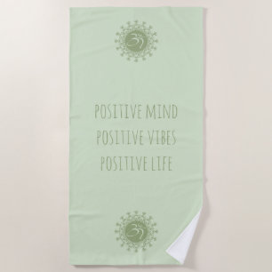 Green Om & Mandala Positive Mind Vibes & Life Strandtuch