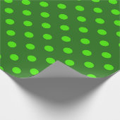 Green On Dark Green Polka Dots Pattern Design  Geschenkpapier (Ecke)
