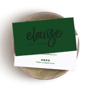 Green on Green Modern Brush Script Beauty Business Visitenkarte