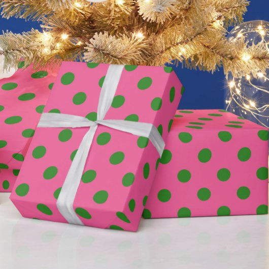 Green on Pink Polka Dots Design Geschenkpapier