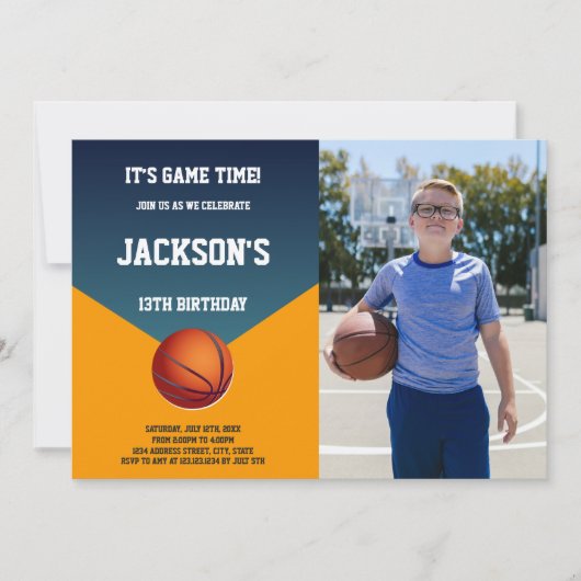 Green & Orange Basketball Einladungen mit Foto (Vorderseite)