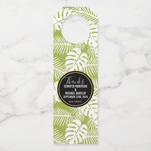 Green Palm Blätter Rainforest Pattern Hochzeit Flaschenanhänger (Vorderseite)