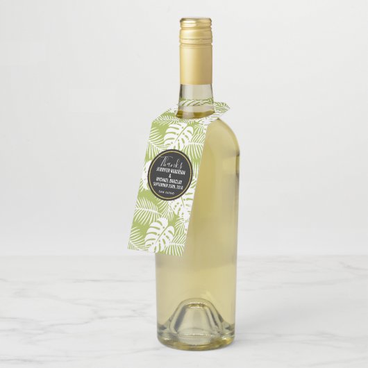 Green Palm Blätter Rainforest Pattern Hochzeit Flaschenanhänger (Angewinkelt)