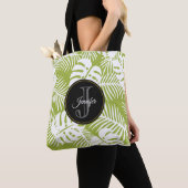 Green Palm Blätter Regenwald Muster Monogram Tasche (Von Nahem)