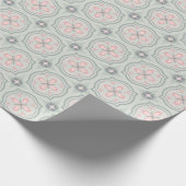 Green Pastel Floral Tiles Geschenkpapier (Ecke)