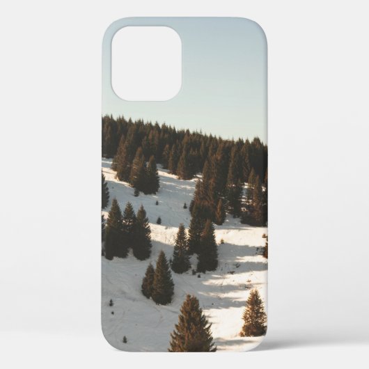 GREEN PINE BÄUME Case-Mate iPhone HÜLLE (Rückseite)