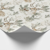 Green Pine Cones Deer Christmas Geschenkpapier (Ecke)