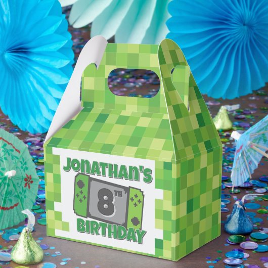 Green Pixel Birthday Favor Box Geschenkschachtel (Party)