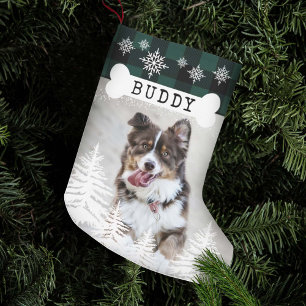 Green Plaid Rustic Pine Trees Dog Bone Pet Photo Kleiner Weihnachtsstrumpf