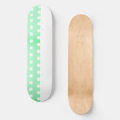 Green Poka Dots Skateboard (Vorderseite)