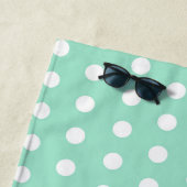 Green Poka Dots Strandtuch (Beispiel)