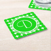 Green Polka Dot Monogram Rechteckiger Pappuntersetzer (angewinkelt)