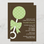 Green Polka Dots Rattle Baby Dusche Einladung (Vorne/Hinten)