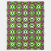 Green purple and white geometric pattern Towel Fleecedecke (Vorderseite)