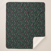 Green red and white Christmas flowers Sherpadecke (Vorderseite)